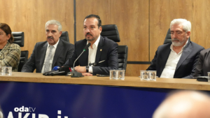 akpli-kursad-zorludan-diyarbakirda-surec-mesaji-Vu98OAGi.jpg