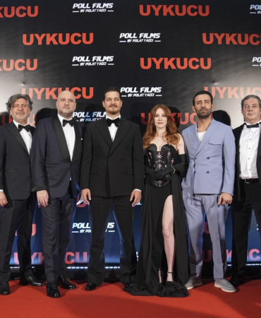 cagatay-ulusoyun-basrolunu-ustlendigi-uykucu-filmi-cumhuriyet-bayraminda-vizyonda-GwnmKi4Y.jpg