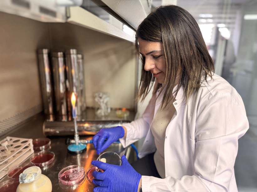 Gıdanın bozulduğunu renkle bildiren çalışma tescil aldı 1 gidanin bozuldugunu renkle bildiren calisma tescil aldi 0 wyVj9KQX