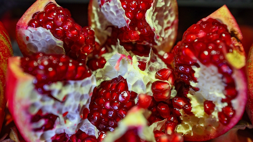 Kış aylarında neden nar ve üzüm suyu içmeliyiz? 2 kis aylarinda neden nar ve uzum suyu icmeliyiz 1