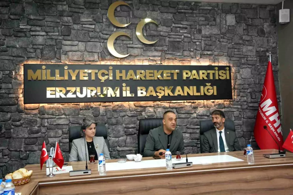 MHP Erzurum'da Muhtarlar Günü Kutlandı 7 mhp-erzurumda-muhtarlar-gunu-kutlandi-yK9OTuih.jpg