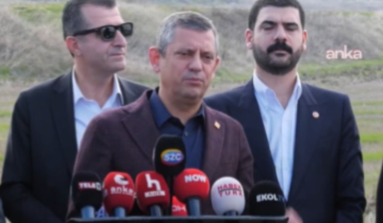 Özgür Özel'den Lütfü Savaş'a zehir zemberek sözler 6 ozgur-ozelden-lutfu-savasa-zehir-zemberek-sozler-OVgRxl1L.jpg