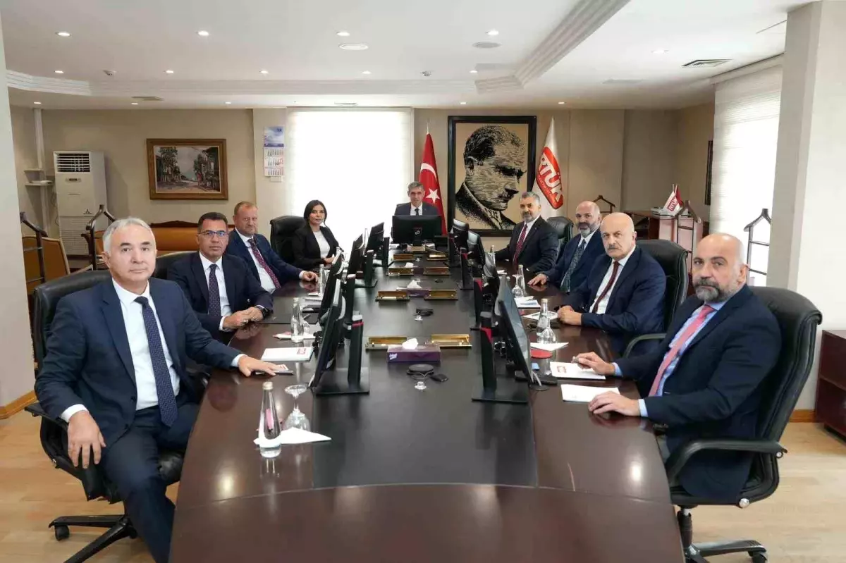 RTÜK'ün Yeni Başkanı Mehmet Daniş Oldu 4 rtukun-yeni-baskani-mehmet-danis-oldu-jl1pK5aP.jpg