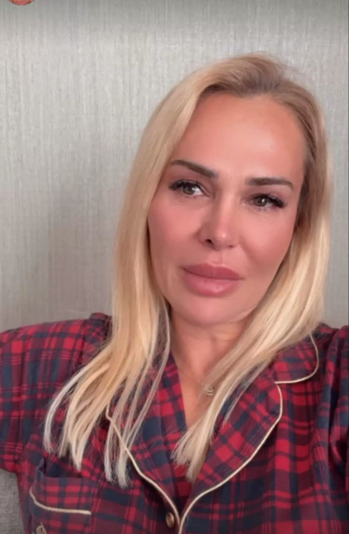 Sağlık sorunları yaşıyor! Nagihan Karadere ağlayarak kötü haberi verdi 1 saglik sorunlari yasiyor nagihan karadere aglayarak kotu haberi verdi 0 7PPcz8G7