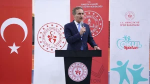 trabzonda-okul-sporlari-acilis-toreni-yapildi