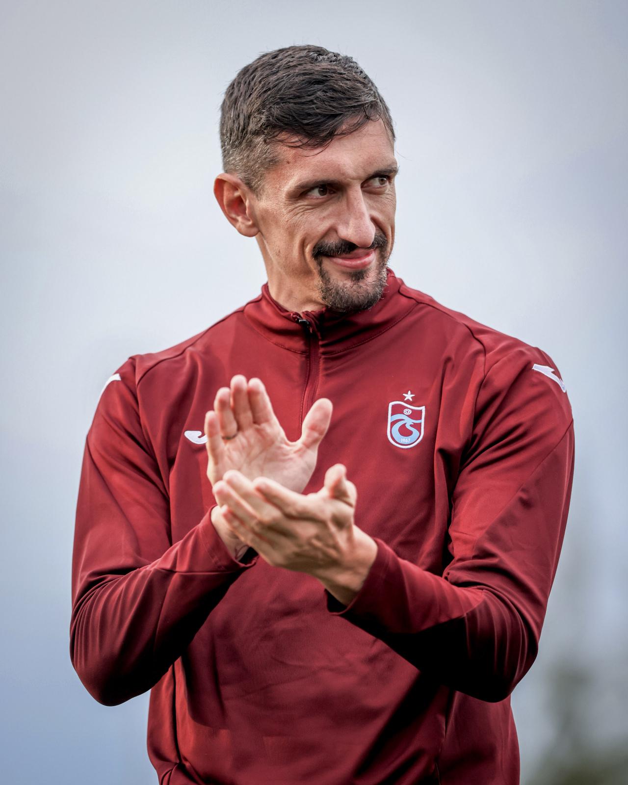 Trabzonsporlu yıldıza Uğurcan Çakır baskısı 1 trabzonsporlu yildiza ugurcan cakir baskisi 0 BrB93VdR