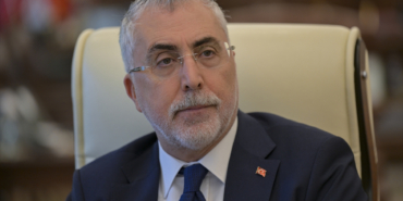 Vedat Işıkhan: İşçi temsilcileri de asgari ücret komisyonunda olmalı 6 vedat-isikhan-isci-temsilcileri-de-asgari-ucret-komisyonunda-olmali-WzTOvOxT.jpg