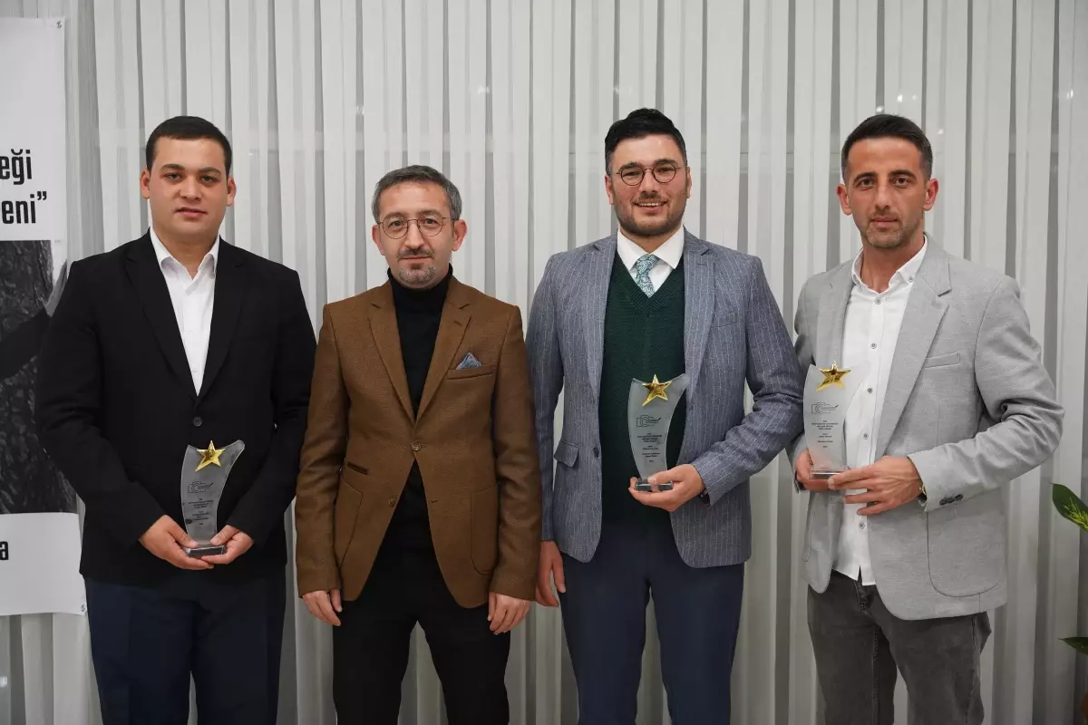 2025-yili-basarili-gazeteci-odulleri-sahiplerini-buldu-mT6sHI4u.jpg