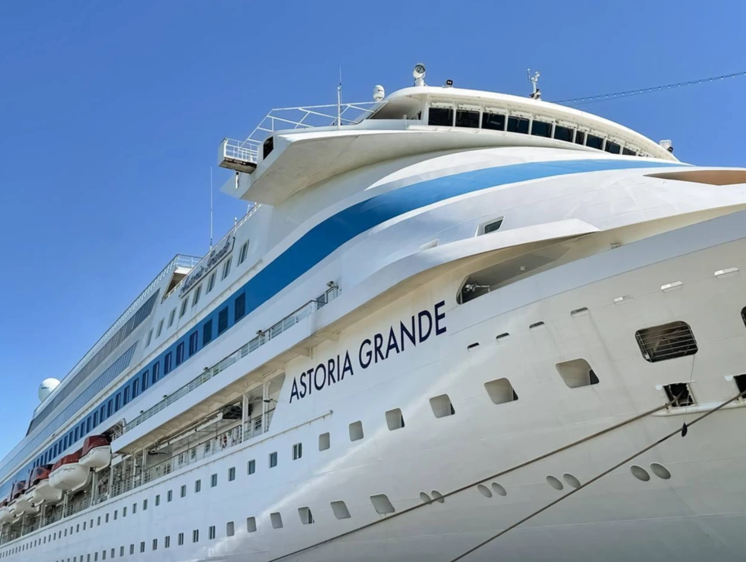 600 Rus turisti taşıyan gemi İstanbul'a yanaşamadı: Rus basını 'Türkler intikam aldı' diye yorumladı 4 600 rus turisti tasiyan gemi istanbula yanasamadi rus basini turkler intikam aldi diye yorumladi FdAO4CYQ