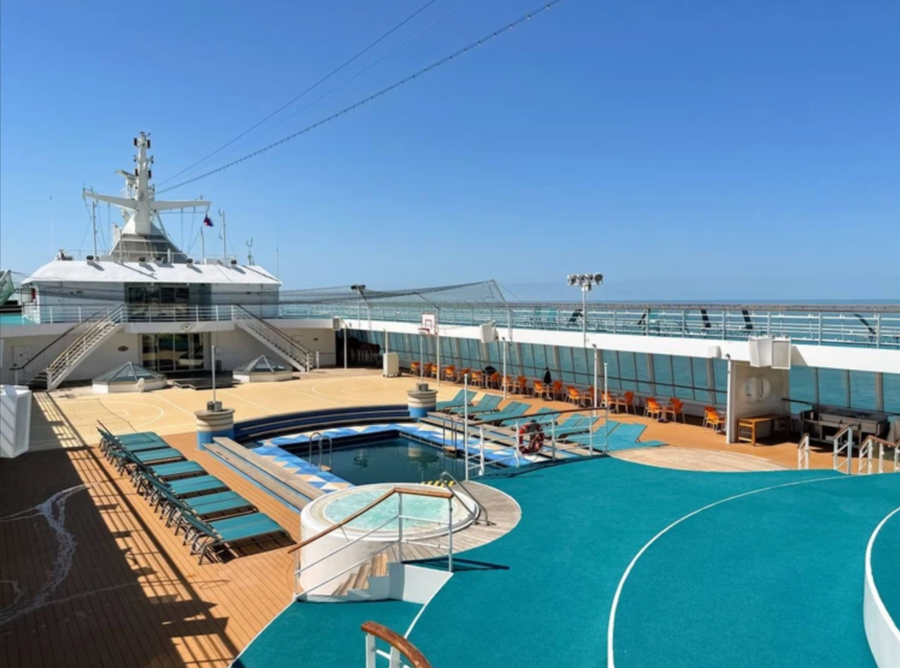 600 Rus turisti taşıyan gemi İstanbul'a yanaşamadı: Rus basını 'Türkler intikam aldı' diye yorumladı 6 600 rus turisti tasiyan gemi istanbula yanasamadi rus basini turkler intikam aldi diye yorumladi c2LIWr55