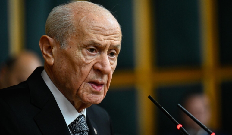 bahceli-acik-acik-soyluyorum-gerekirse-alirim-yanima-uc-arkadasimi-imraliya-giderim-nlTjkPc9.jpg