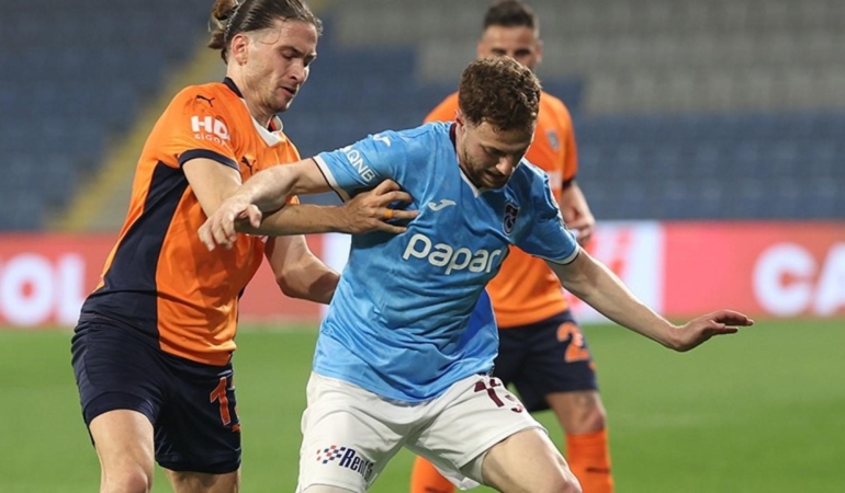 basaksehir-trabzonspor-muhtemel-11ler-uLp5O6Qb.jpg