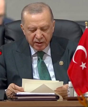 cumhurbaskani-erdogan-g20-zirvesinde-herkes-icin-adil-ve-makul-bir-gelecek-oturumuna-katildi-hMq9KOYm.jpg
