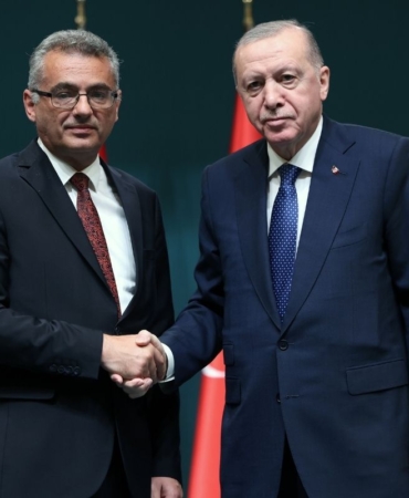 cumhurbaskani-erdogan-kktc-cumhurbaskani-tufan-erhurmanla-gorustu-kibrista-iki-devletli-cozum-mesaji-verdi-FCc4vAc1.jpg