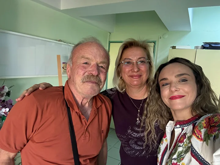 Giresun'da trafik kavgasında emekli öğretmenin ölümüne neden olan şüphelinin ifadesi ortaya çıktı: Başının altına mont koydum 6 giresunda trafik kavgasinda emekli ogretmenin olumune neden olan suphelinin ifadesi ortaya cikti basinin altina tmQ6MJOZ