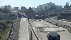 kanuni-bulvari-nda-calismalar-hizla-ilerliyor-23-km-tamamlandi-1200-861523