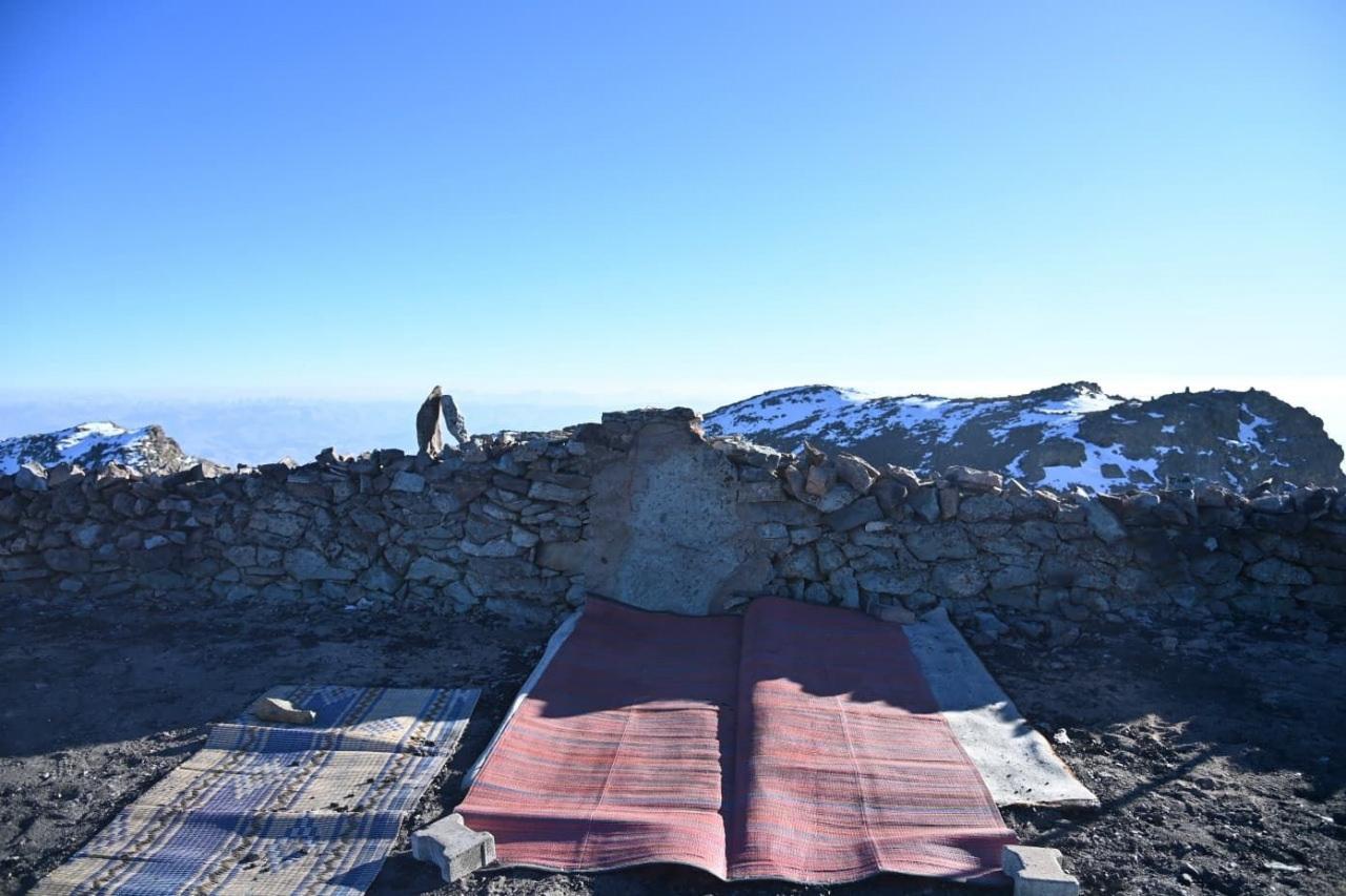 kirklar mescidi kullerinden doguyor baskan genc soz verdi 0 dKtubeLb