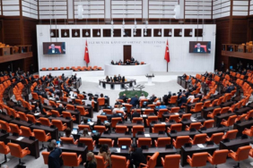 meclis-yogun-gundeme-basliyor-butce-trafigi-hizlaniyor-HUFiMKfD.jpg