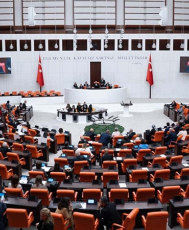 meclis-yogun-gundeme-basliyor-butce-trafigi-hizlaniyor-HUFiMKfD.jpg