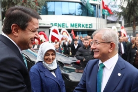 saadet-partisi-ve-davutoglu-arasinda-akp-krizi-cxdwFBmW.jpg