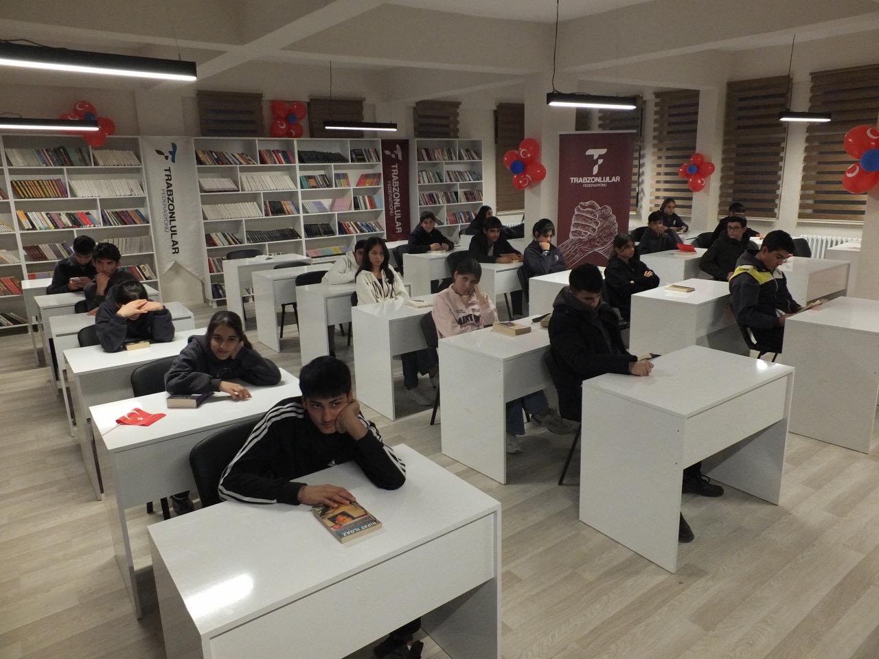 Şehit Kaymakam Safitürk Kütüphanesi kapılarını açtı 4 sehit kaymakam safiturk kutuphanesi kapilarini acti 0 spRWlc5G