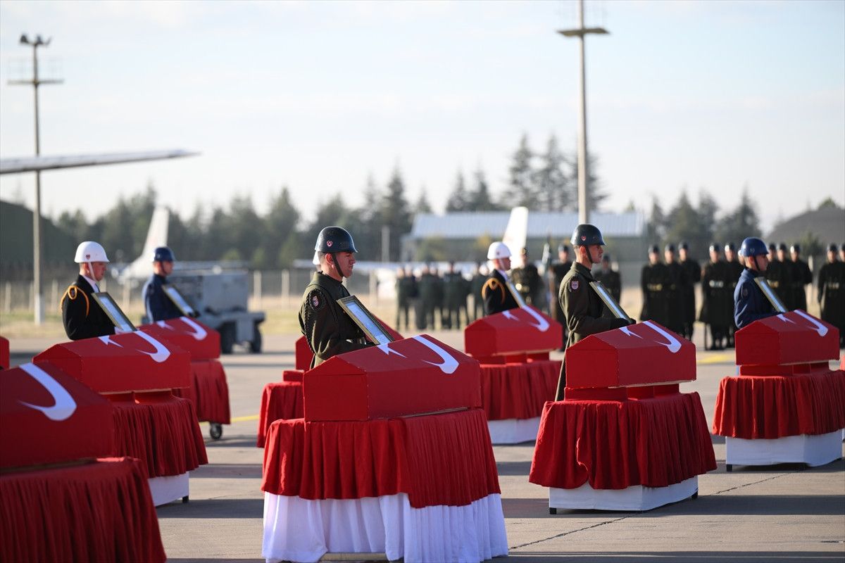 Şehit Kuyucu'nun kız kardeşiyle son mesajı ortaya çıktı: Sen şehit olmuşsun 4 sehit kuyucunun kiz kardesiyle son mesaji ortaya cikti sen sehit olmussun 0 qitCBPqc
