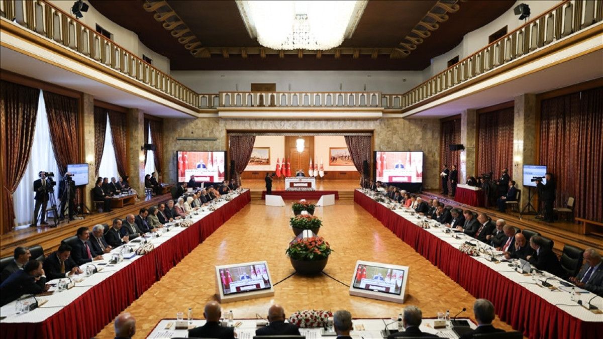 TİP'li Ahmet Şık: İmralı'ya gidilmeli, Kandil'e de gidilmeli 4 tipli ahmet sik imraliya gidilmeli kandile de gidilmeli 0 Mmf35GuU