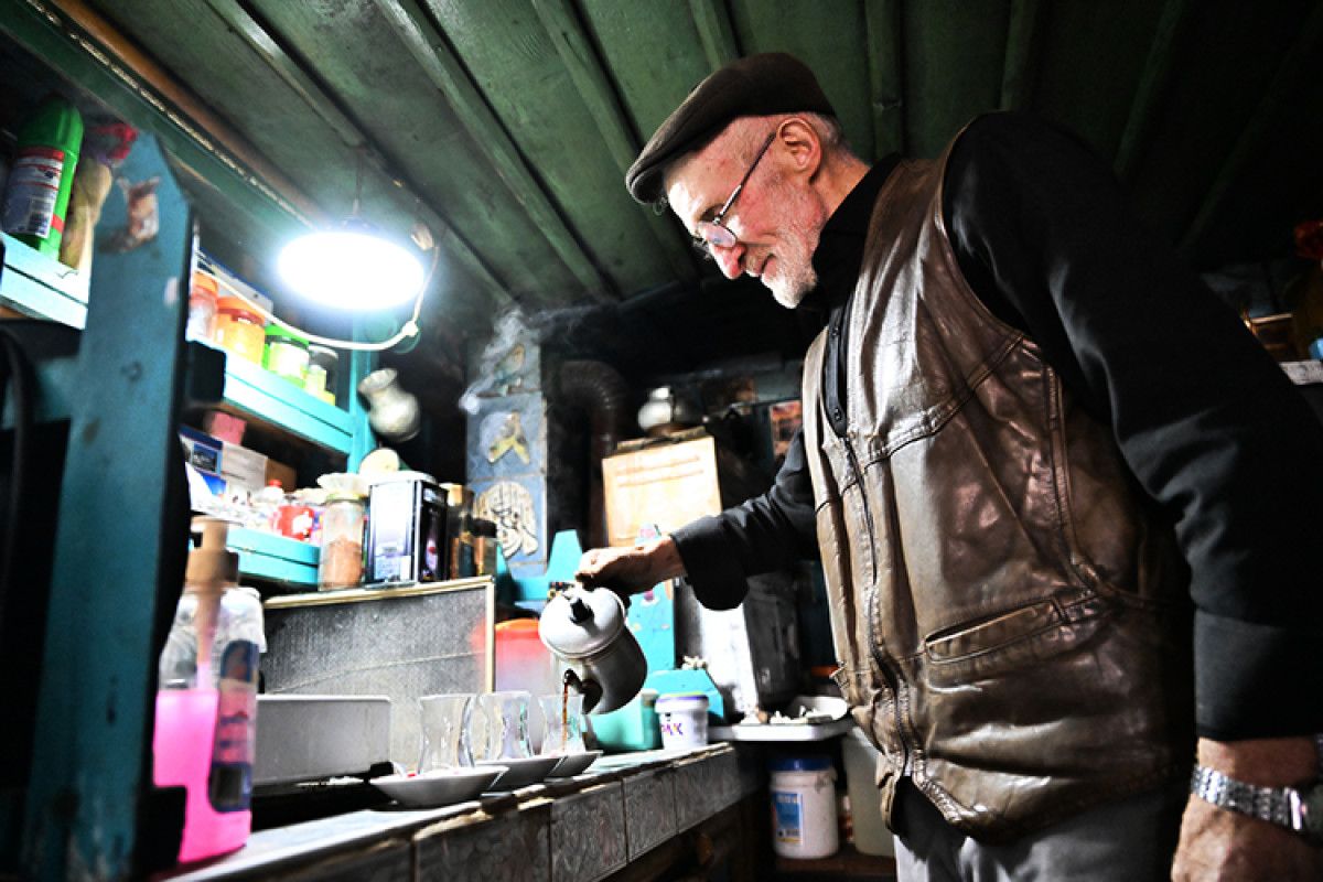 Trabzon yaylasında yarım asırlık bakkal 6 trabzon yaylasinda yarim asirlik bakkal 2 bUDO25BW