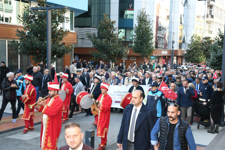 Trabzon’da ‘Gidip de Dönmeyenler’ etkinliği! 511 şehit anıldı 1 trabzonda gidip de donmeyenler etkinligi 511 sehit anildi 0 5DfUKlfR