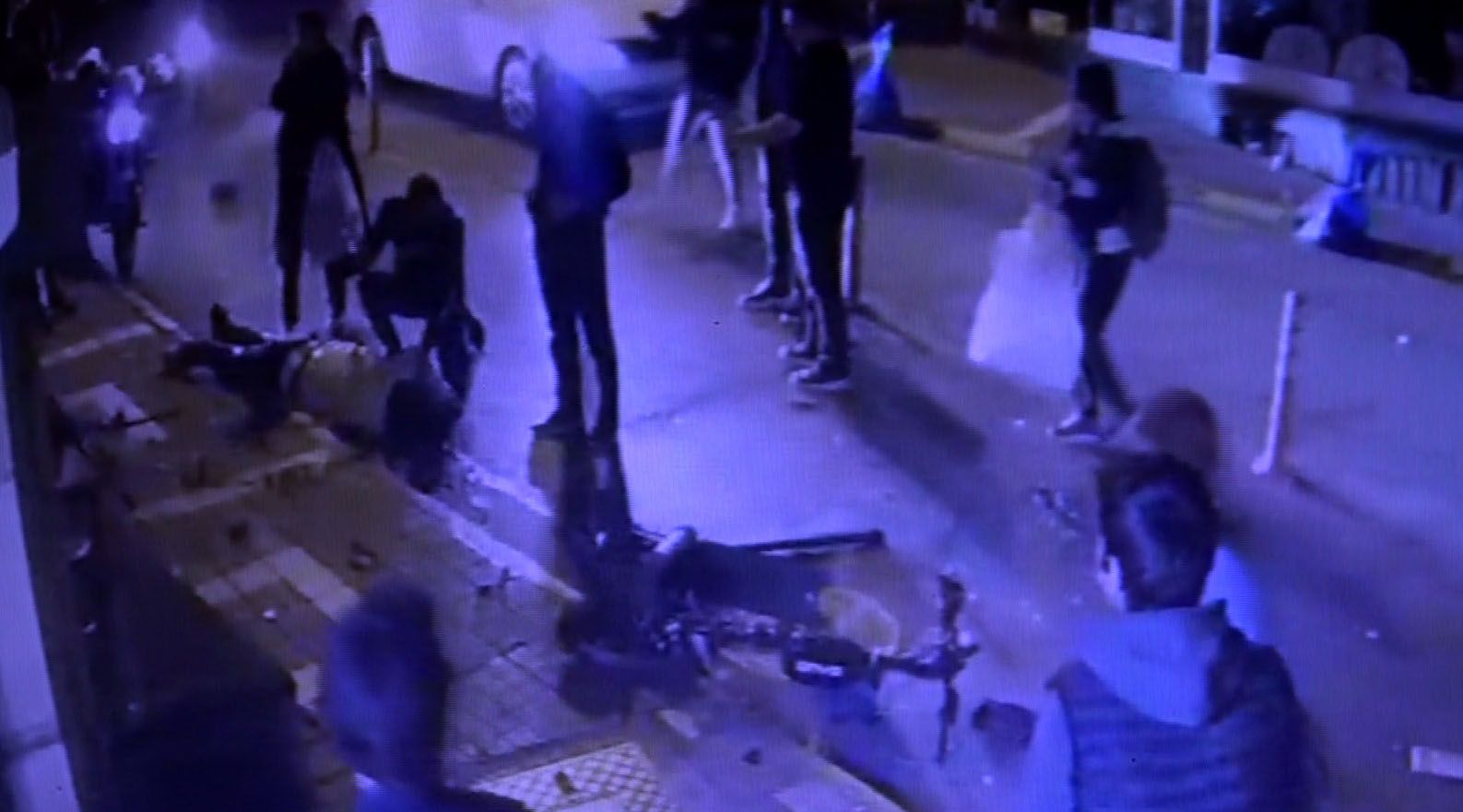 Trabzon'daki feci motosiklet kazasının görüntüleri ortaya çıktı 1 trabzondaki feci motosiklet kazasinin goruntuleri ortaya cikti 0 D7s8RlHF