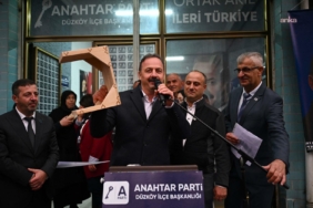 Ekrem İmamoğlu'ndan gençlere Yapay zeka ile 'videolu' mesaj! : 'İktidarı birlikte kuracağız!' 1 thumbnail