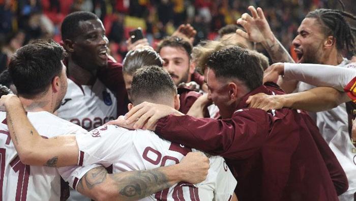 Göztepe - Trabzonspor maçının ardından usta isimden övgü dolu sözler: 'Testi geçti' | '3 puan hikayenin gücüne güç kattı' 7 goztepe trabzonspor macinin ardindan usta isimden ovgu dolu sozler testi gecti 3 HyKvNzmq