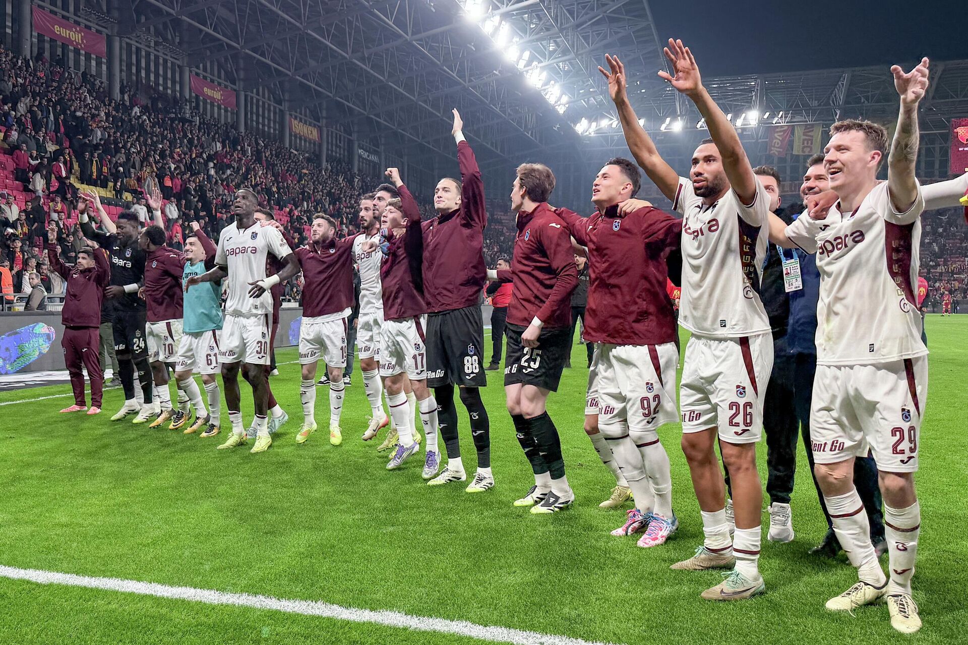 Ligde 2. olan Trabzonspor'un teknik direktörü Fatih Tekke: Sorgulanan takımdan korkulan takıma 5 ligde 2 olan trabzonsporun teknik direktoru fatih tekke sorgulanan takimdan korkulan takima 1 zRYFzR9E