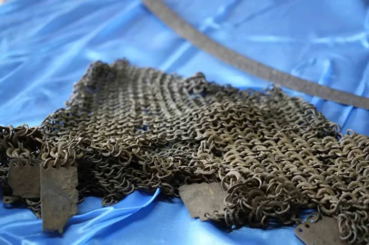 ruslardan topraga gomerek sakladilar 700 yillik emanet nesilden nesile korunuyor 2 jdQOb78b