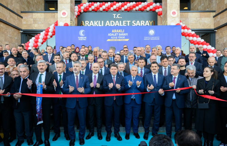 trabzon arakliya modern adalet binasi torenle acildi 0 HJsQ4pc3