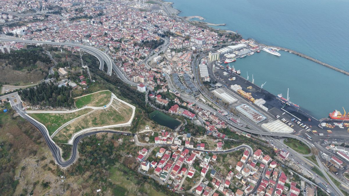 Trabzon'da deniz manzaralı mezar için sıraya girdiler 12 trabzonda deniz manzarali mezar icin siraya girdiler 8 ZmmThlHy