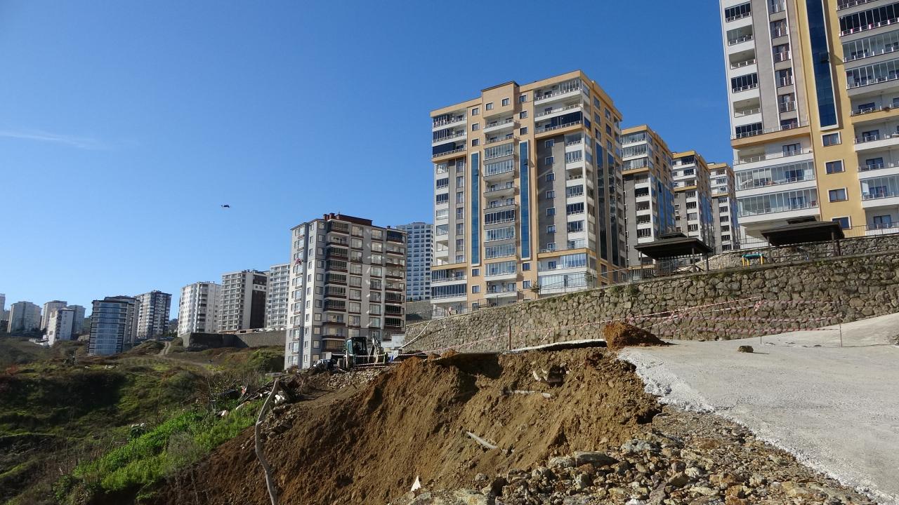 trabzonda kacak hafriyat sahasindaki heyelan endiseye neden oldu 1 6tpKw6lJ