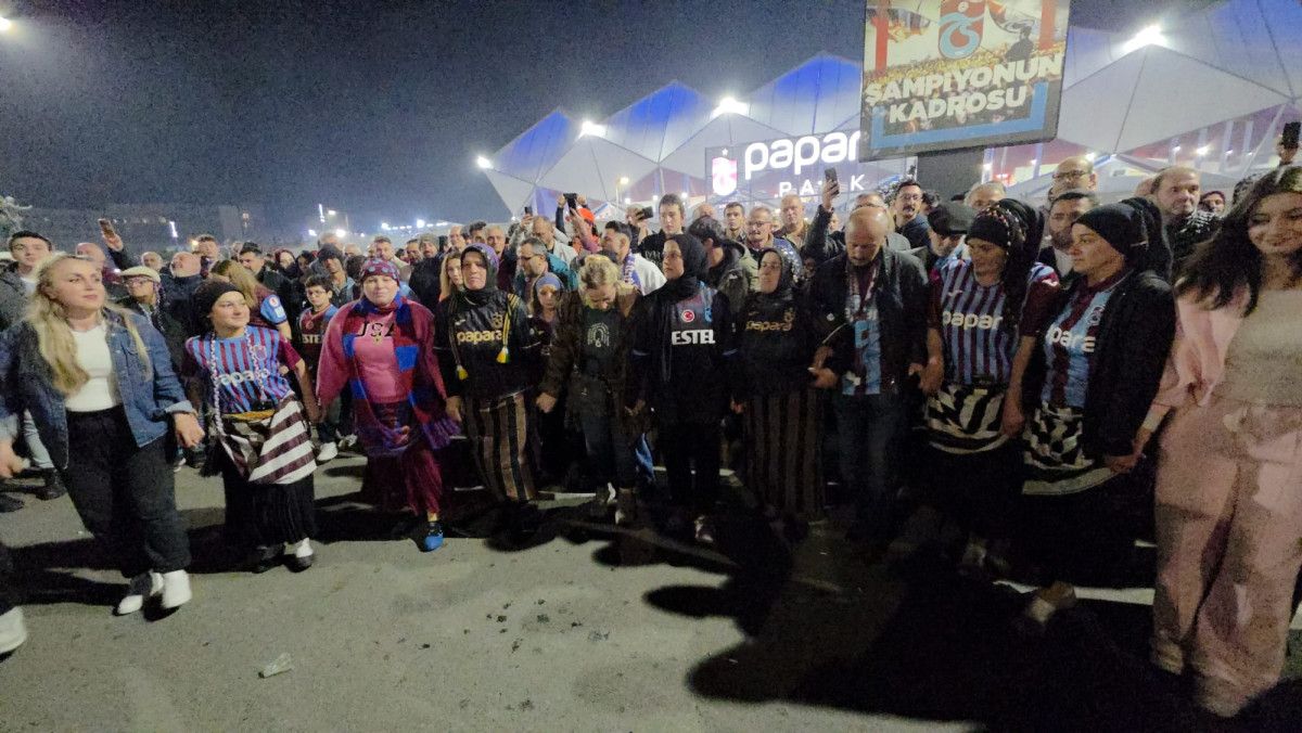 Trabzon'da kadınlar sabah ot biçiyor, akşam maça gidiyor 11 trabzonda kadinlar sabah ot biciyor aksam maca gidiyor 7 wk4pZKg2