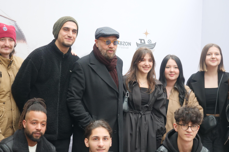 trabzonda sinema ruzgari suruyor 0 zQTjc2hu