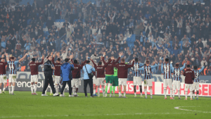 trabzonspor-evinde-bambaska-iste-o-flas-istatistik-niLym6pO.png