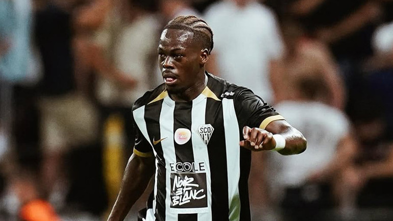 fatih tekke listeyi verdi trabzonsporda sol bek operasyonu basladi 1 Qc2FVkCm