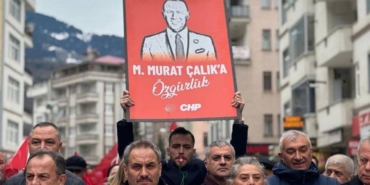 murat-calik-icin-trabzonda-adalet-yuruyusu-WtQAixPV.jpg