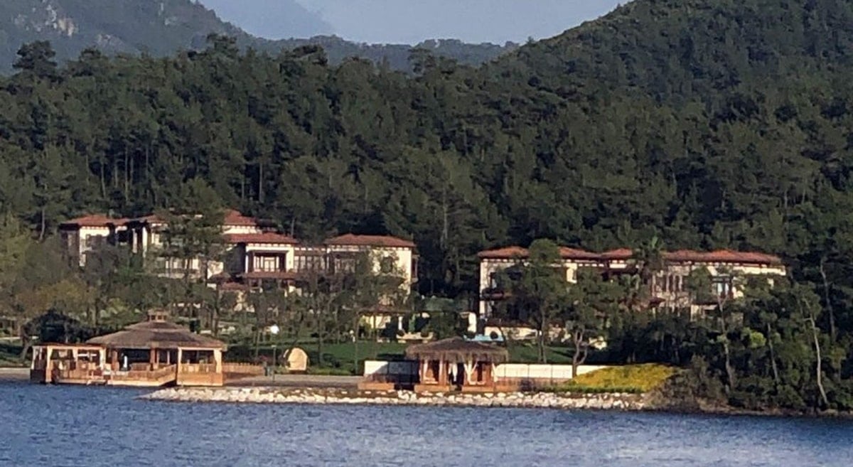 sarayin yolunu yapti otoyol ihalesini kapti 1 VPOMOasN