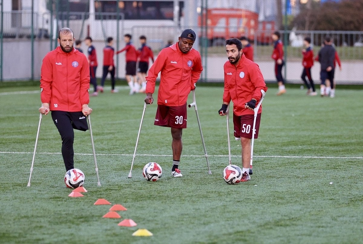 Trabzon Büyükşehir Belediyesi Ampute Futbol Takımı şampiyonluğa odaklandı! 1 trabzon buyuksehir belediyesi ampute futbol takimi sampiyonluga odaklandi 0 ZqnPmqiH
