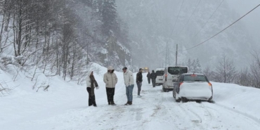 trabzonda-cig-dustu-karayolu-ulasima-kapandi-7rG8z4qe.jpg