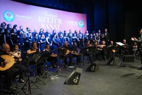 trabzonda-kultur-sanat-ruzgari-esiyor-Z1rhVCjV.webp