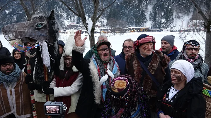 uzungol kis festivaline kalandar gelenegiyle start verildi 10 Ca7WG4vs