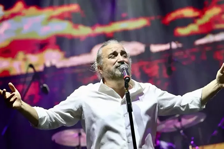 volkan konakin kuzenine attigi son mesajda kabristan ile ilgili sozleri soke etti 0 p4VqSTRI