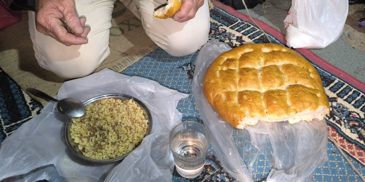 72 yasindaki depremzede 3 yildir bir eve basini sokamadi 4