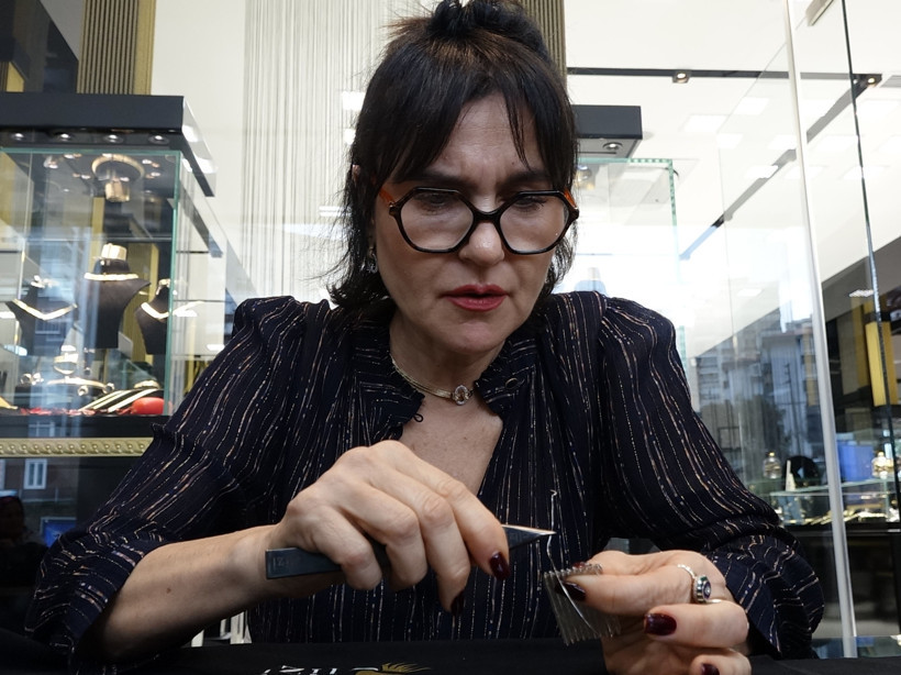 sevval sam kadinlarla birlikte trabzon hasiri isledi 1 mO7iGNjb